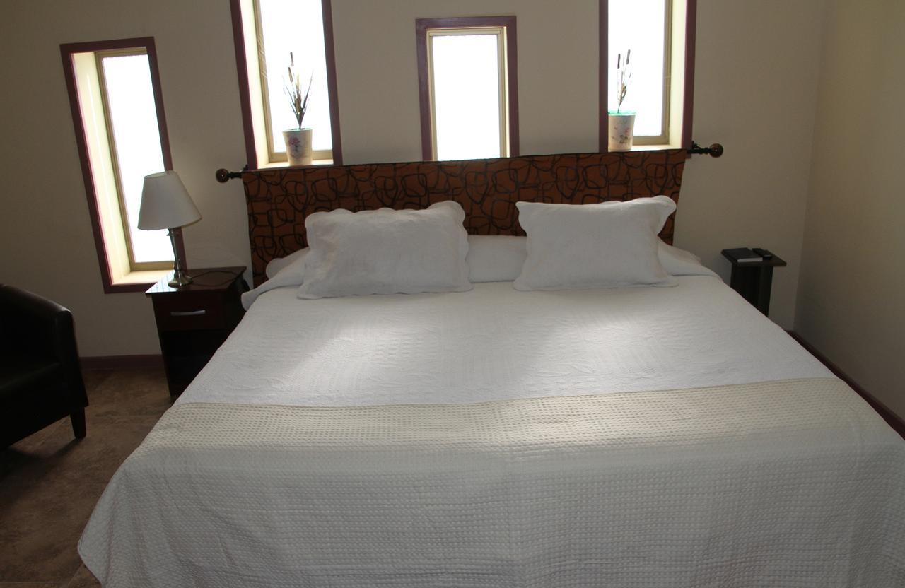 Atakama Kull Hotel Calama Exteriör bild